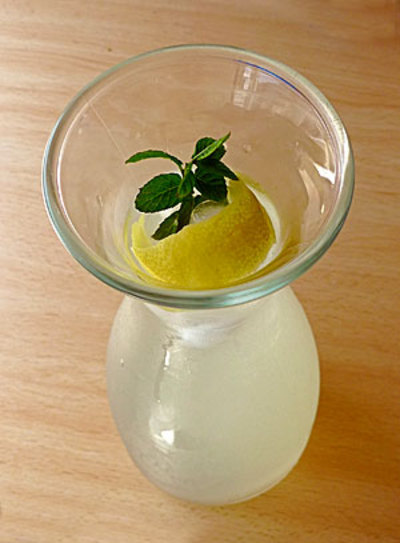 Agua de limón