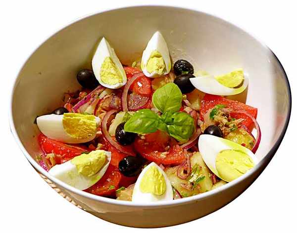 Ensalada mixta (Salade niçoise)