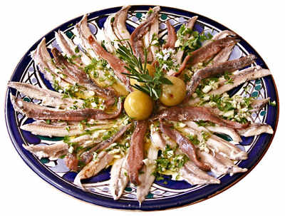 Boquerones en vinagre con anchoas