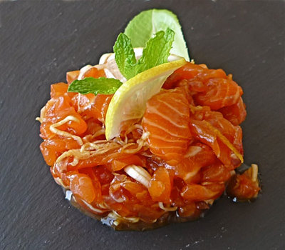 Tartar de salmón a la japonesa