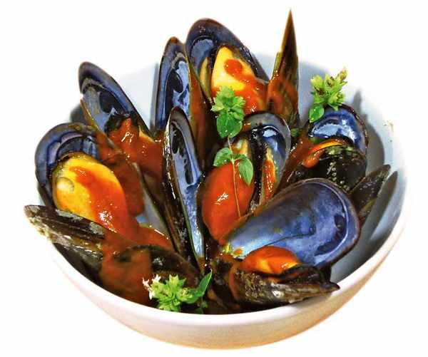 Mejillones en salsa brava