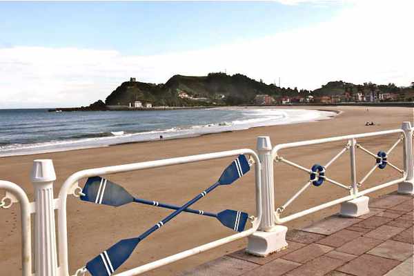 Playa de Ribadesella en invierno