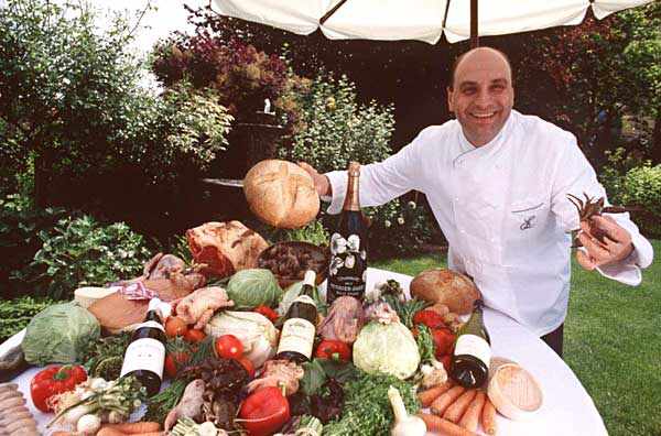 Bernard Loiseau en su restaurante de Saulieu