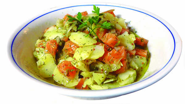 Ensalada de patata con salmón ahumado