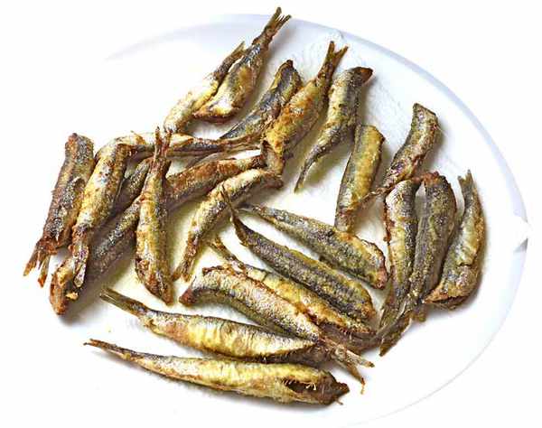 Boquerones fritos a la andaluza